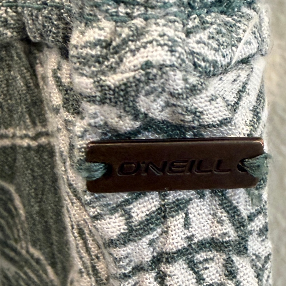 O'Neill - Flowy Green/White Palm Leaf-Print Pants - Picture 4 of 9